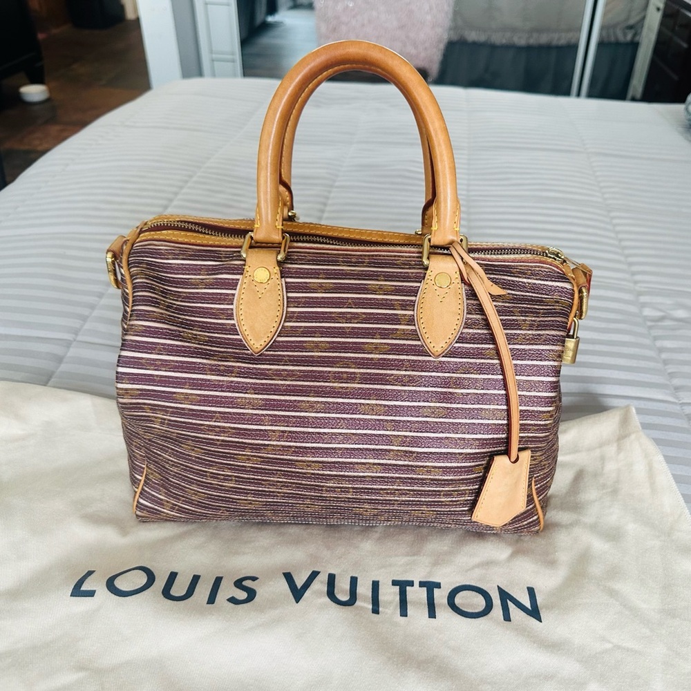 LOUIS VUITTON Speedy Bandouliere 30 Monogram Eden Peach Shoulder Handbag M40357